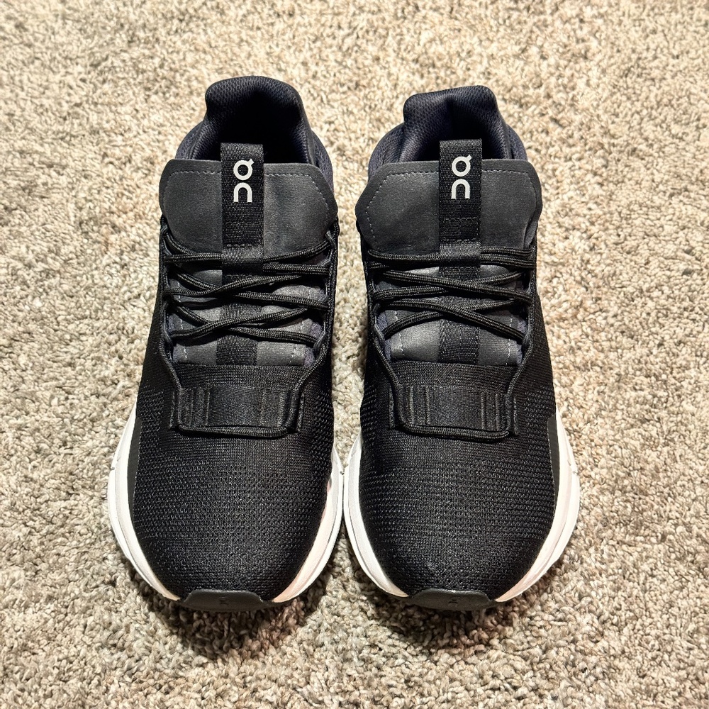 On Running - CloudNova Shoes - Size 7